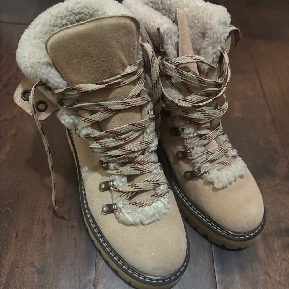 Women's Tan Sherpa-Lined Lace-Up Ankle Booties